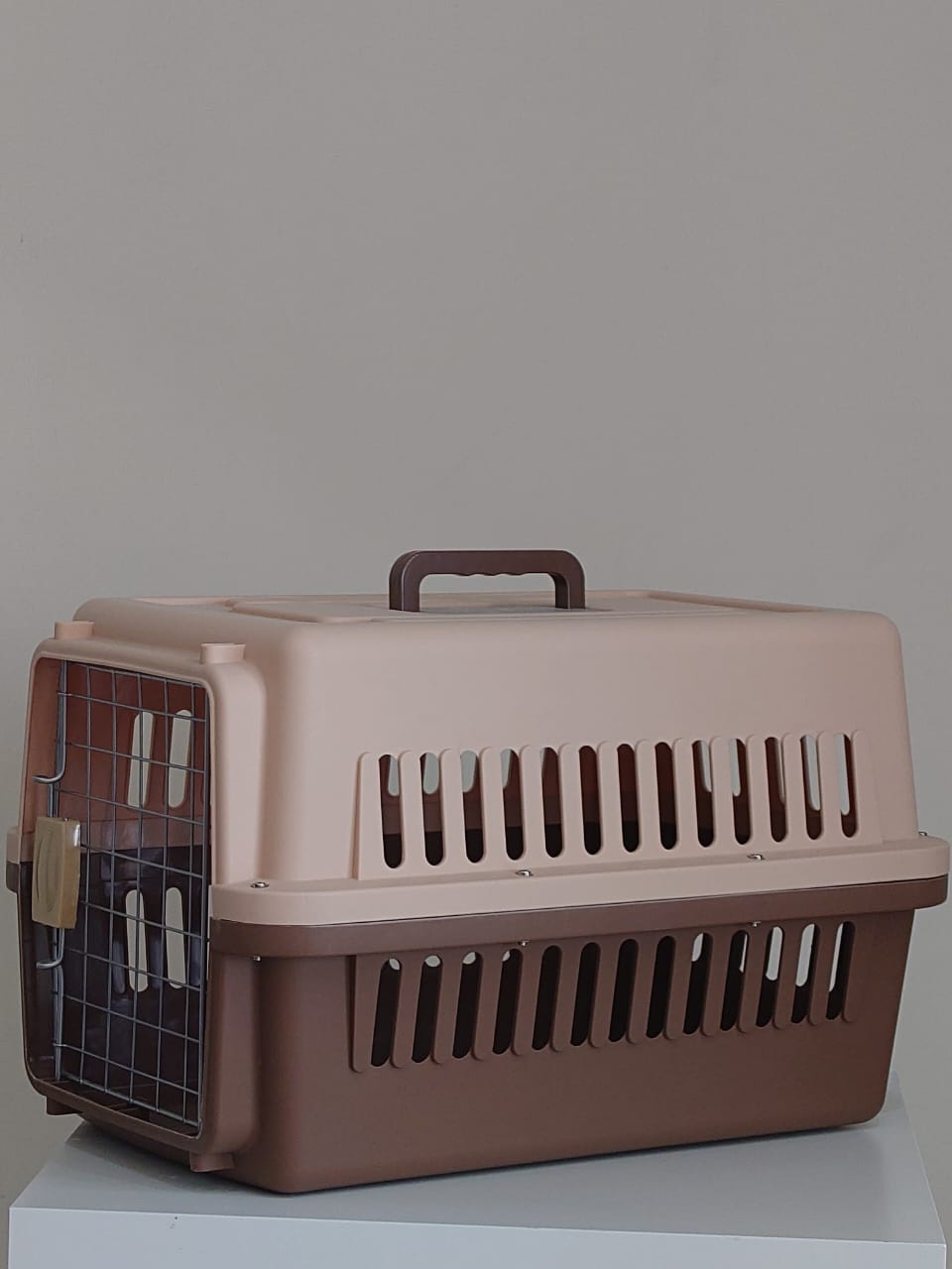 Pet Carrier - (66x47x46)