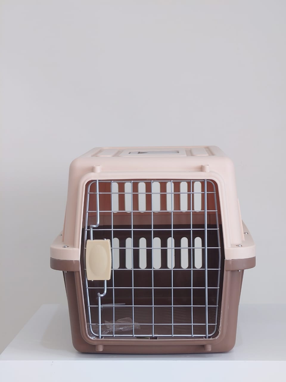 Pet Carrier - (66x47x46)